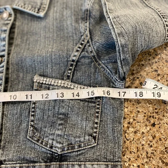 HEAT WAVE VINTAGE BRAND CROPPED JEAN JACKET - Picture 12 of 15